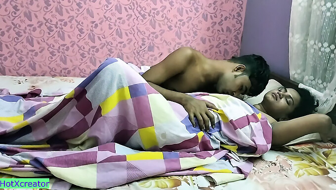 Malam Liar Bhabhi Dengan Payudara Besar Dengan Kekasih Yang Dicuckold