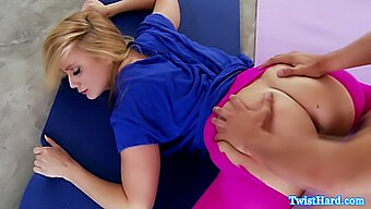 Aj Applegate'S Deepthroating-Vaardigheden Zijn Te Zien In Yogavideo