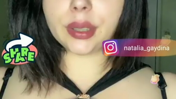 Femme Européenne Mature À Gros Seins Devient Coquine Dans Une Vidéo Amateur