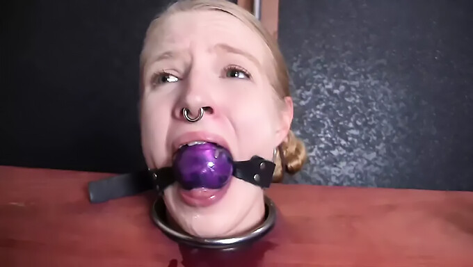 Orgasmo Con Vibrador De Esclavo Americano En Video Bdsm