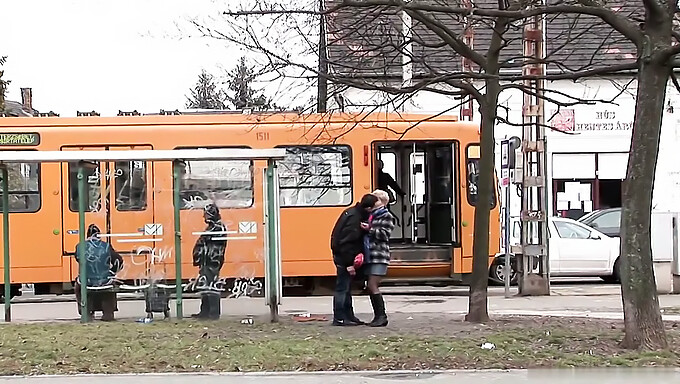 Surpriza De Valentine'S Day Pentru Bunica Isabella