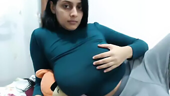 Busty Indi...